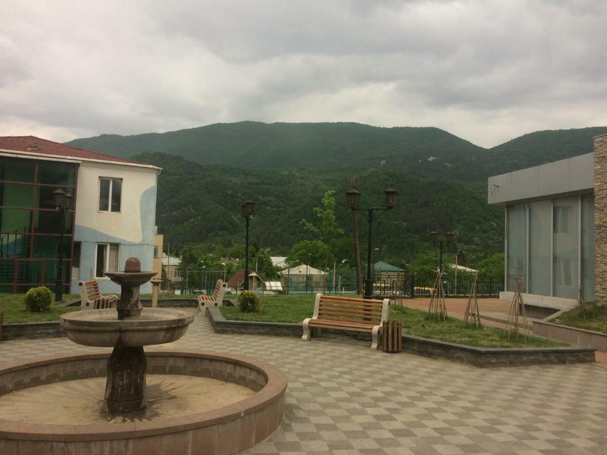 Villa Portina Ambrolauri Ngoại thất bức ảnh