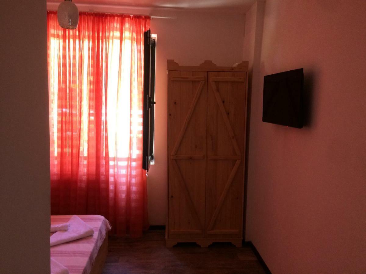 Villa Portina Ambrolauri Ngoại thất bức ảnh