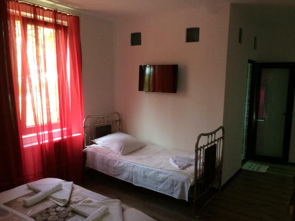 Villa Portina Ambrolauri Ngoại thất bức ảnh